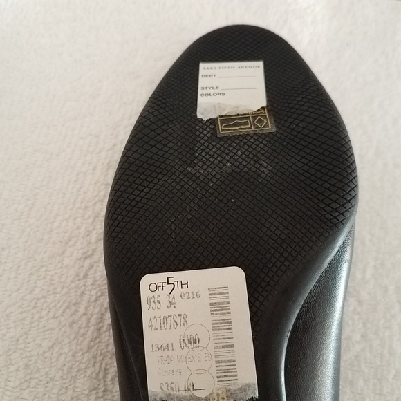 Prada Black Pointy Toe Flats with front toggle decoration $395 Original NWT NEW - Picture 5 of 7